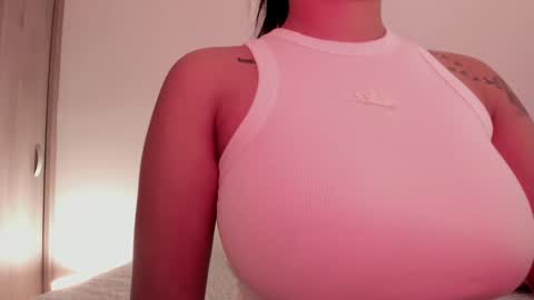 Emilia Big Boobs online show from January 2, 1:40 pm