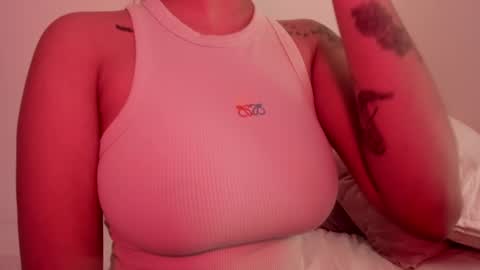 Emilia Big Boobs online show from January 5, 12:31 am