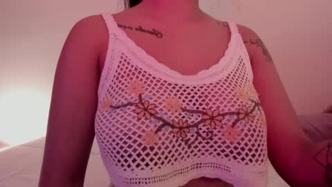 Emilia Big Boobs online show from January 26, 1:09 am
