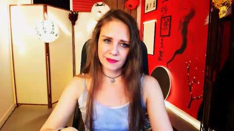 Snapshot of emiliabedy chatting on March 24, 9:14 am Emilia Bedy online show from March 24, 9:14 am