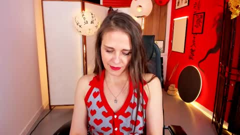 Snapshot of emiliabedy chatting on April 10, 12:32 pm Emilia Bedy online show from April 10, 12:32 pm