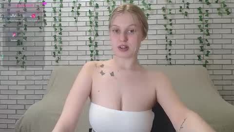 Amili online show from February 4, 12:22 pm