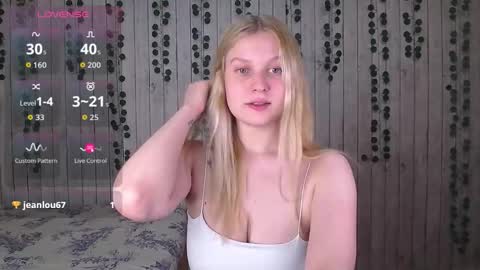 Amili online show from January 9, 3:59 pm