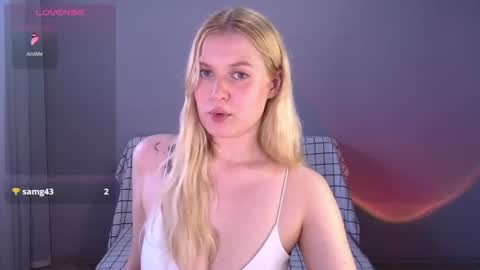 Amili online show from July 7, 1:48 pm
