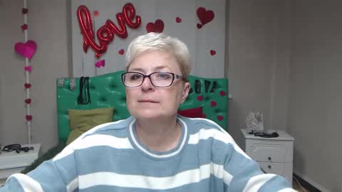 EmiliaGree online show from September 30, 5:07 pm