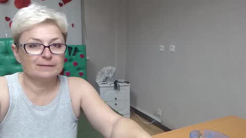 EmiliaGree online show from October 12, 5:06 am