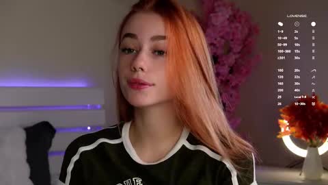 Tessa online show from November 11, 12:54 am