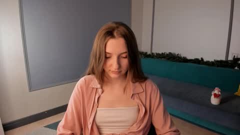 Kira online show from February 21, 1:06 am