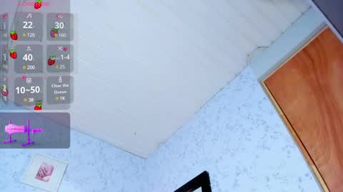 Emilie James online show from February 16, 6:32 pm