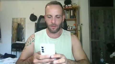 EmilioZem8 online show from December 6, 12:16 pm