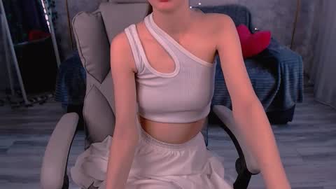 Snapshot of emilisky chatting on March 18, 6:38 am Emily online show from March 18, 6:38 am