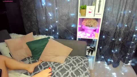 Emiliya online show from February 3, 8:24 am