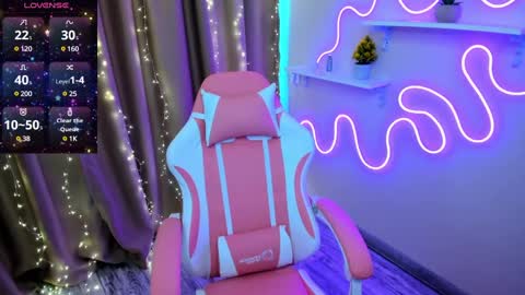 Emiliya online show from February 18, 8:38 am