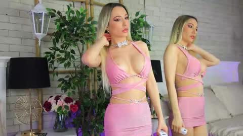 Snapshot of emillybronte chatting on March 19, 8:35 pm EMMA online show from March 19, 8:35 pm