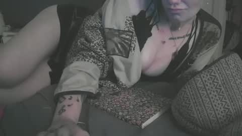 Emily Love online show from January 3, 12:08 pm