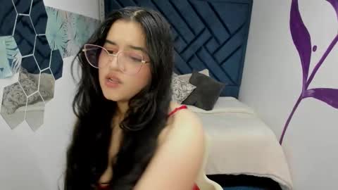 EMILY FOX online show from September 15, 3:01 pm