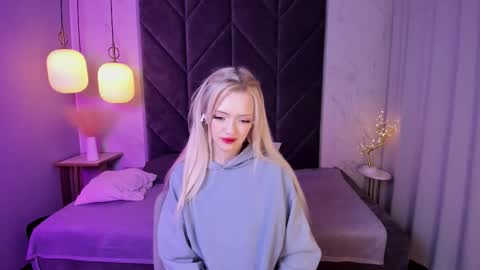 Emily online show from September 21, 3:30 am