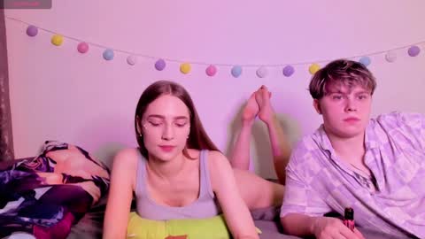 emily_and_ilumi online show from December 8, 10:08 am