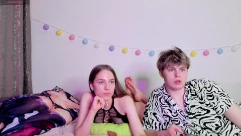 emily_and_ilumi online show from December 29, 2:49 am