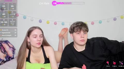 emily_and_ilumi online show from January 27, 10:27 pm