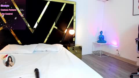 emily_bae online show from January 10, 3:58 pm