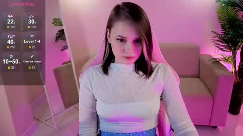 Emily online show from November 13, 5:12 pm