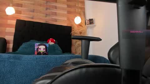 emily_brown04 online show from October 3, 10:23 am