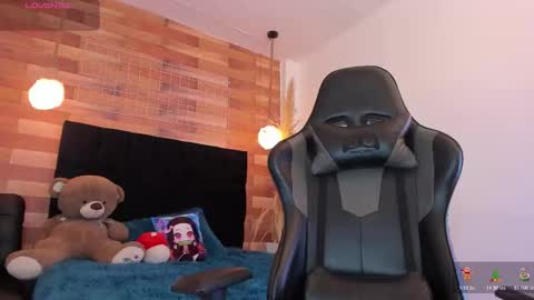 emily_brown04 online show from November 28, 11:13 am