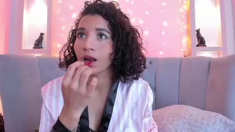 emily_bruss online show from July 30, 2:05 pm