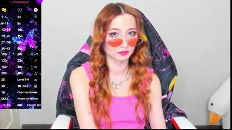 emily_cline online show from September 29, 10:25 pm