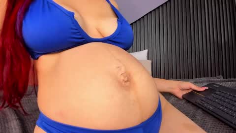 emily online show from December 10, 6:49 pm