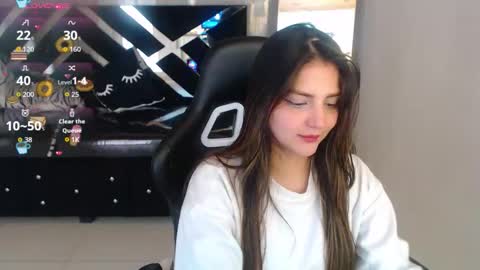 emily_cooper_t online show from March 17, 7:39 pm