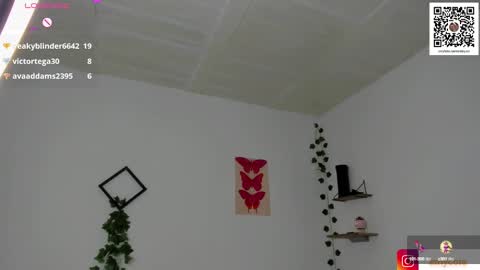 Emily  online show from December 10, 4:38 pm