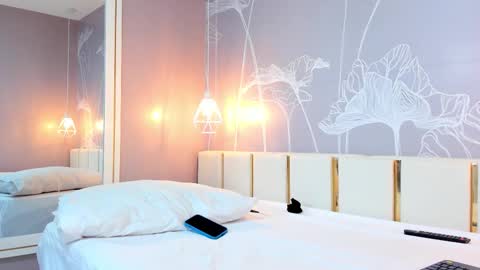 Emily online show from March 26, 9:31 pm