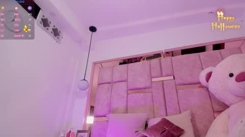  M I A   online430pm- 930pm online show from October 6, 11:13 pm