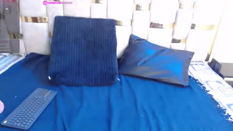 emily fox 3 online show from February 4, 2:53 pm