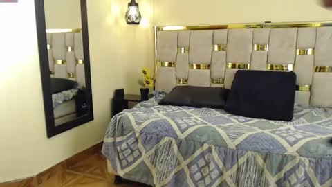 emily fox 3 online show from February 11, 12:05 pm