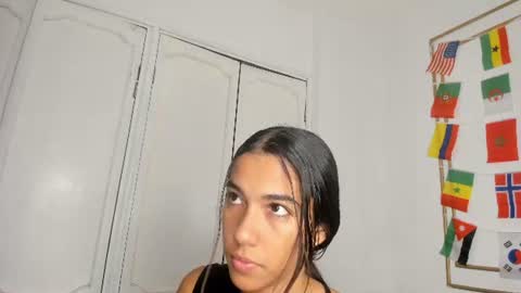 emily_gaviria1 online show from July 11, 12:19 pm