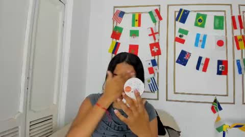 emily_gaviria1 online show from July 14, 12:11 pm