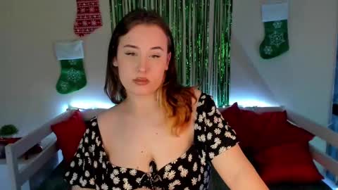 EMILY online show from December 28, 6:28 am