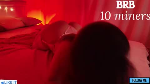 EMILY online show from November 5, 2:22 am