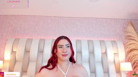 Snapshot of emily_hill___ chatting on November 15, 7:54 pm EMILY Monday 5-2 am From Tuesday to Friday5-1 am Colombia time online show from November 15, 7:54 pm