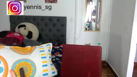 Snapshot of emily_hot_01 chatting on February 9, 10:21 pm emily online show from February 9, 10:21 pm