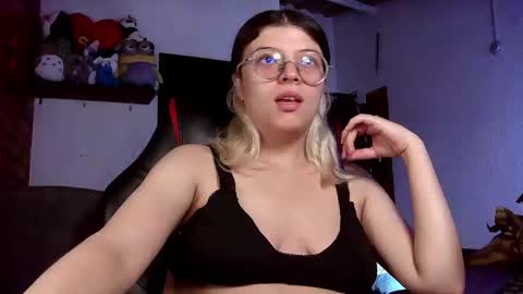 Julieta online show from February 23, 4:02 pm