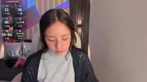 Emily online show from December 16, 3:43 pm