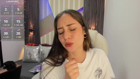 Emily online show from December 19, 5:29 pm