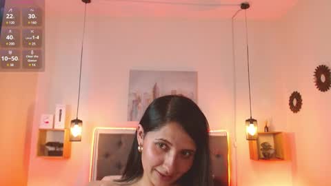 Snapshot of emily_leinn chatting on January 26, 5:44 pm E M I L Y online show from January 26, 5:44 pm