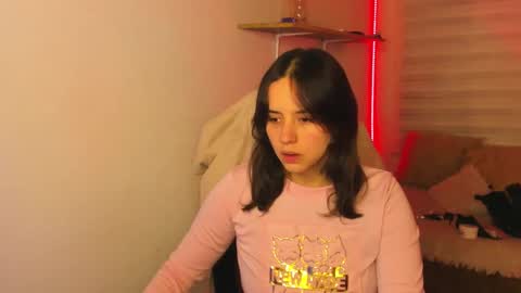 emily_lindey online show from November 10, 3:05 am