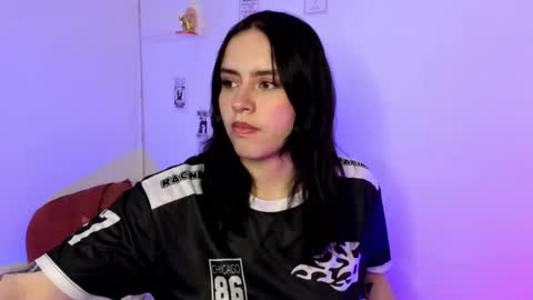 Emily Lindey online show from February 14, 4:42 am