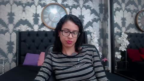 Emily online show from January 30, 6:43 pm